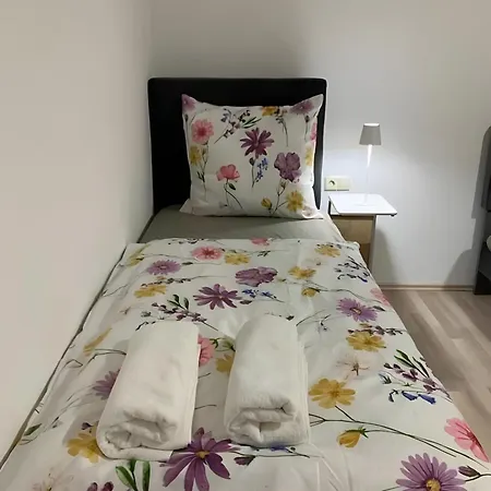 Apartman In *